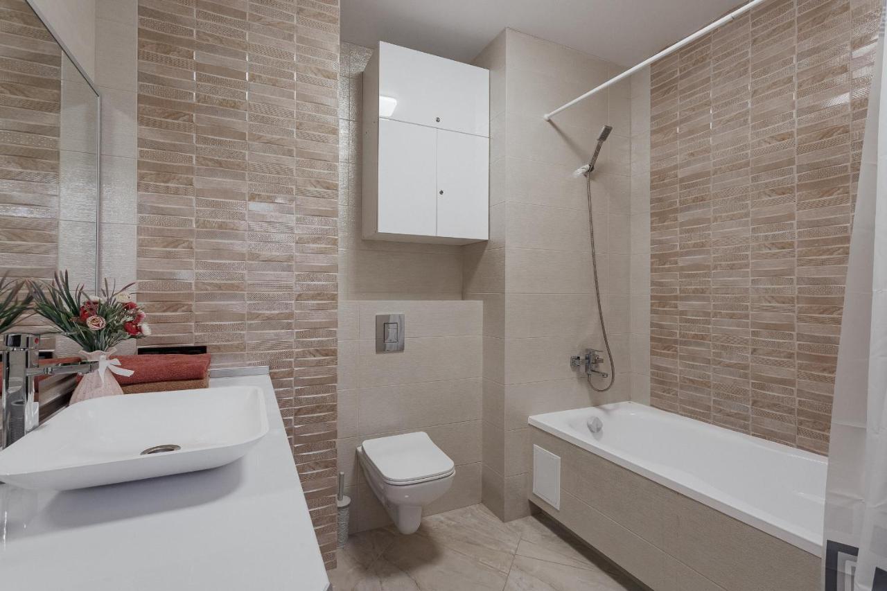 Apartments In Arcadia Vip Odesa Exterior photo