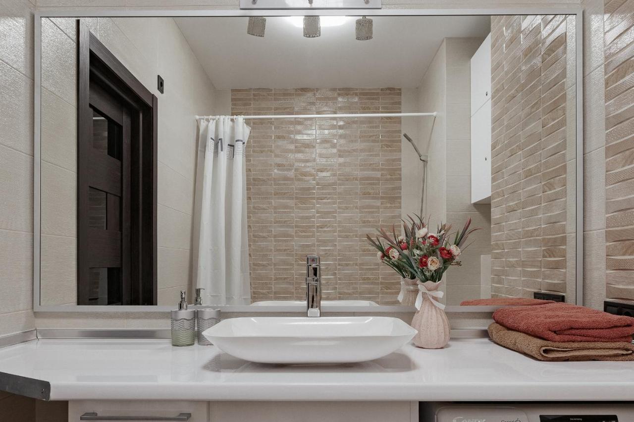 Apartments In Arcadia Vip Odesa Exterior photo